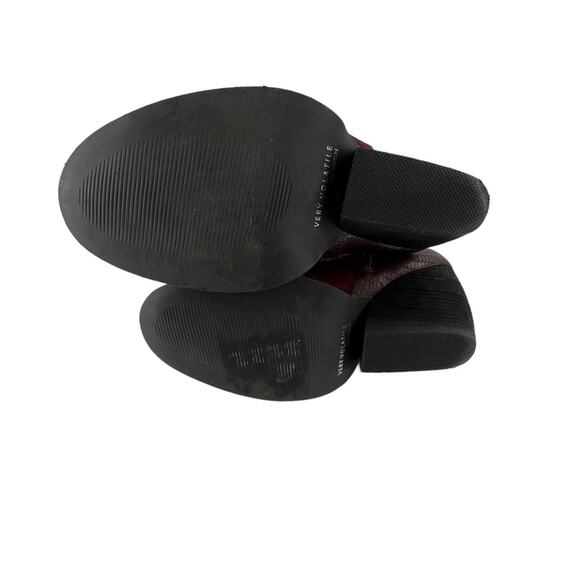 Very Volatile Size 8.5 Wedge Boot Bootie Burgundy Red Leather Stacked Heel - Picture 5 of 5